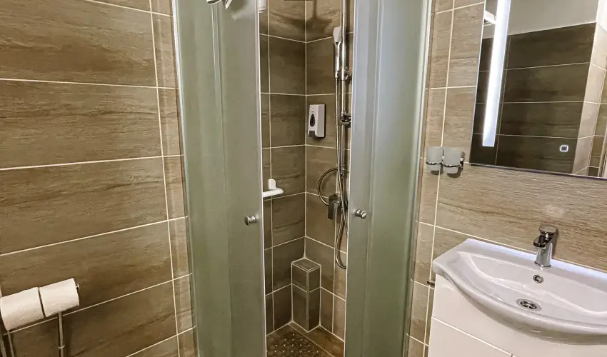 reg-t Hotel Tata - Szilveszter