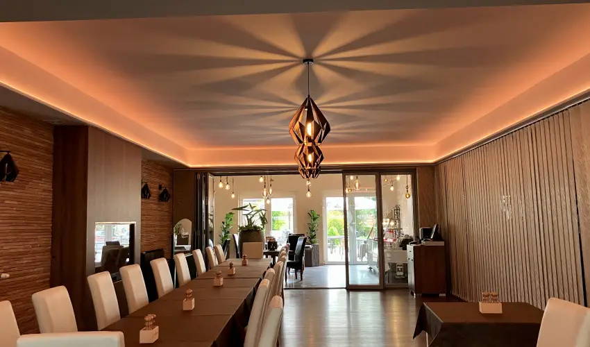 reg-t Hotel Tata - Szilveszter