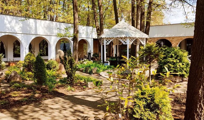 reg-t Hotel Tata - Szilveszter