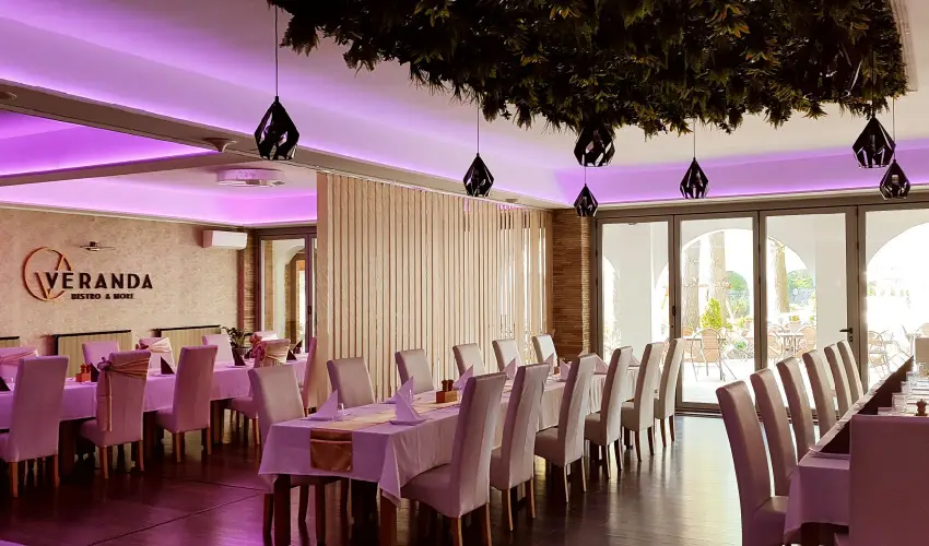 reg-t Hotel Tata - Szilveszter