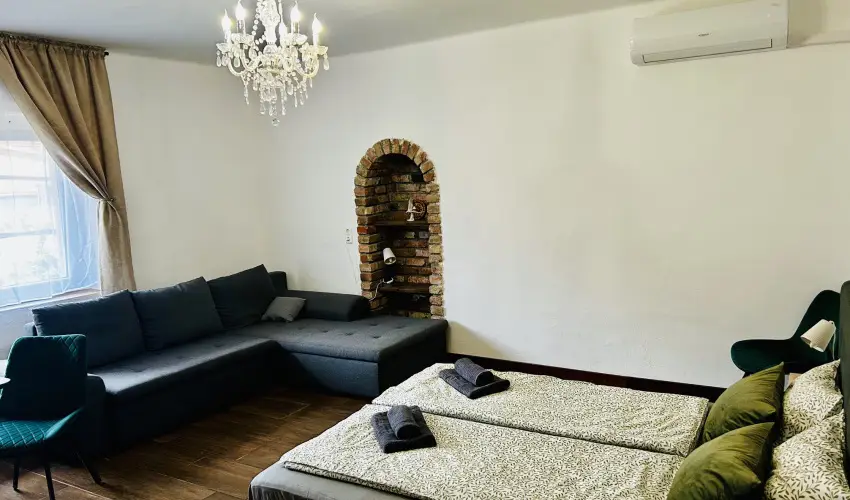 Pajkos P�ni �lm�nybirtok Vilyvit�ny - Szilveszter