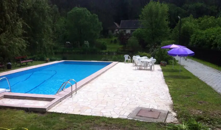 Pal�cliget Vend�gh�z K�tbodony - Szilveszter (min. 3 �j)