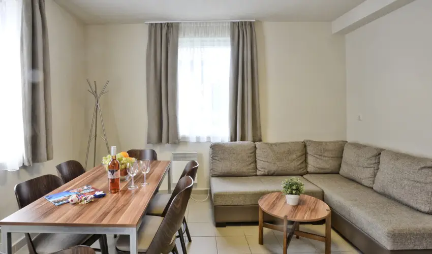 Pandora Zsry Apartmanok Mezkvesd - Szilveszter