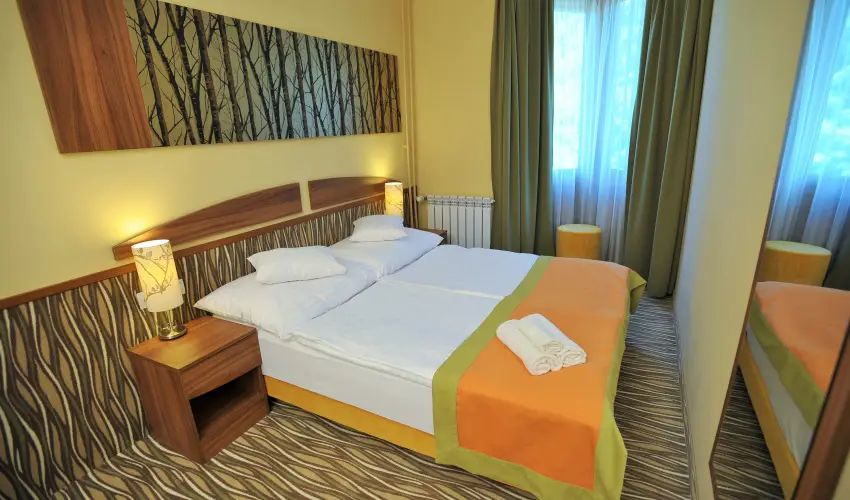 Park Hotel Gyula Gyula - Szilveszter (min. 3 �j)