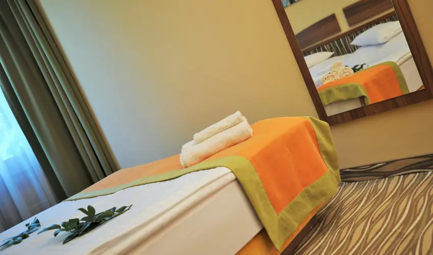 Park Hotel Gyula Gyula - Szilveszter (min. 3 �j)