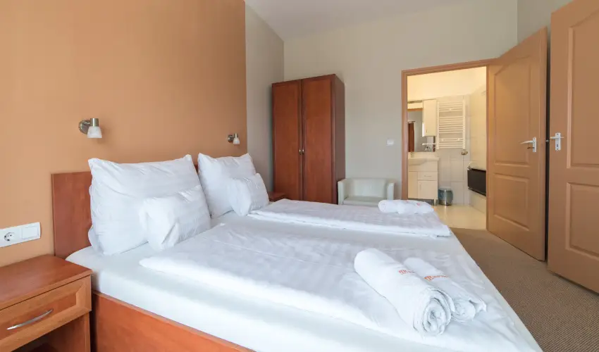 Pelso Panzi Balatonmriafrd - Szilveszter 2026 (min. 2 j)