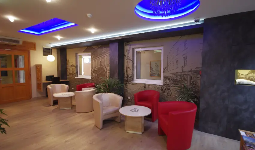 Hotel Vad�szk�rt Sz�kesfeh�rv�r - Szilveszter