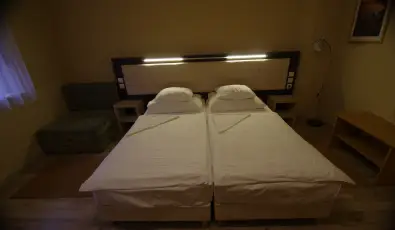 Hotel Vad�szk�rt Sz�kesfeh�rv�r