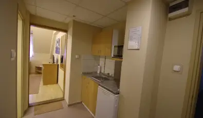 Hotel Vad�szk�rt Sz�kesfeh�rv�r