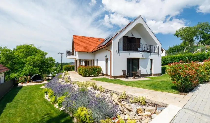 Pilger Vendghz Tihany - Szilveszter (min. 4 j)