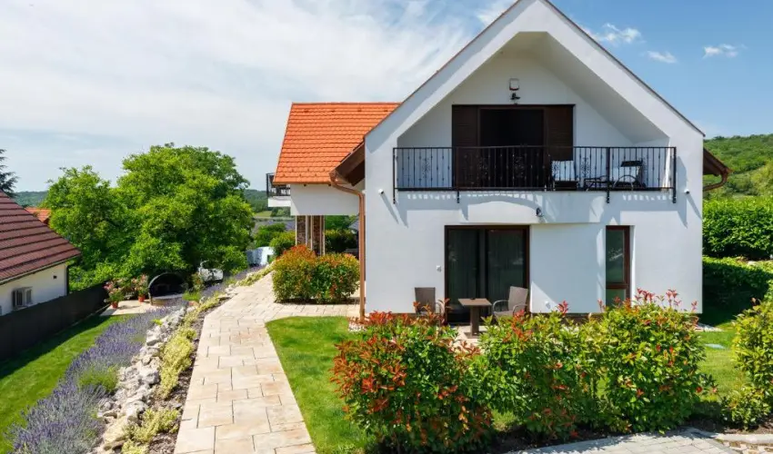 Pilger Vendghz Tihany - Szilveszter (min. 4 j)