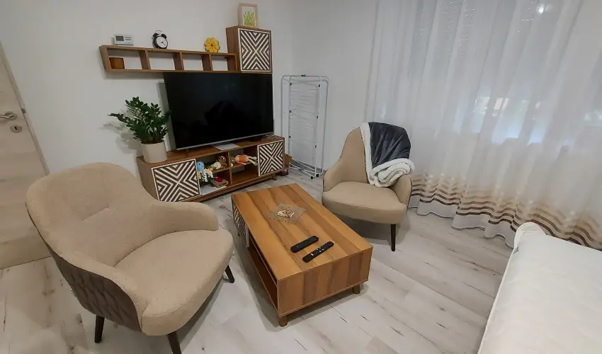 Pitypang Apartman Eger - Szilveszter (min. 2 j)