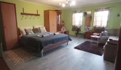 P�ni Kuck� Vend�gh�z �s Minifarm  Hossz�v�lgy