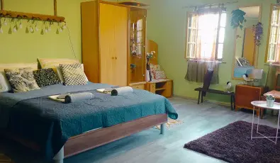 P�ni Kuck� Vend�gh�z �s Minifarm  Hossz�v�lgy