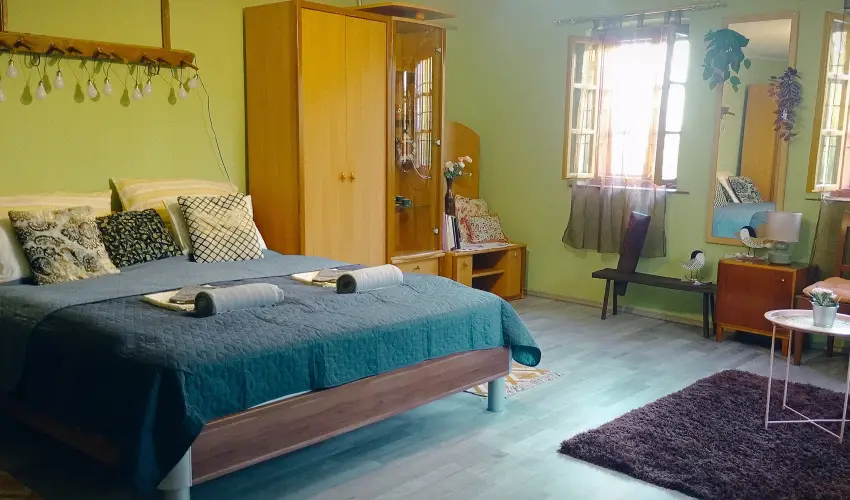 P�ni Kuck� Vend�gh�z �s Minifarm  Hossz�v�lgy - Szilveszter