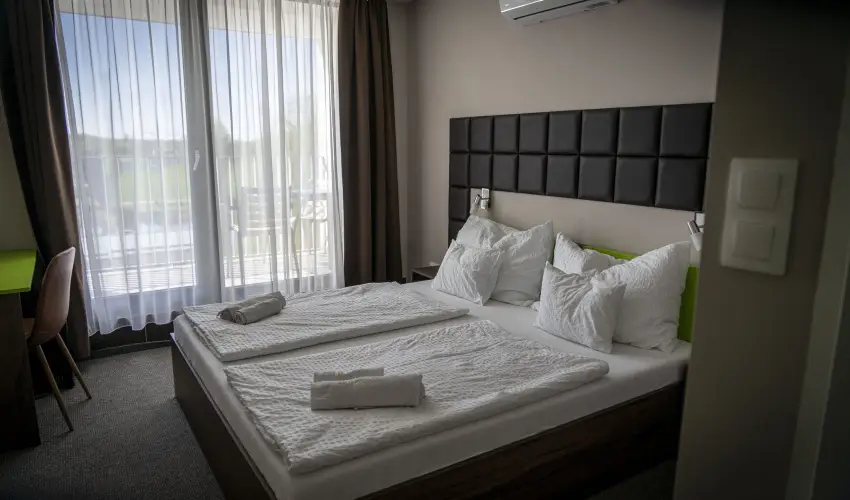 Port tterem & Panzi Balatonmriafrd - Szilveszter - teljes elrefizetssel