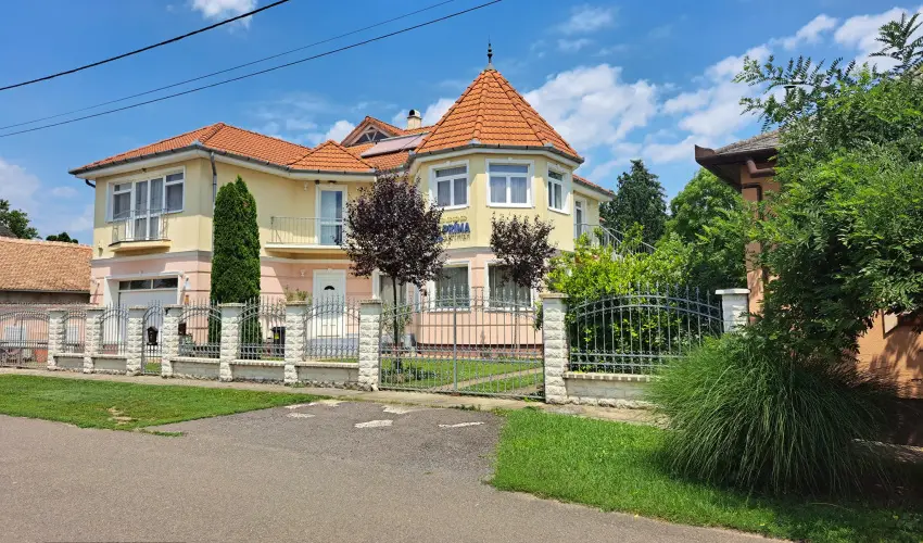 Prima Villa 2 Hajdszoboszl - Glamsoros szilveszteri ajnlat (min. 4 j)