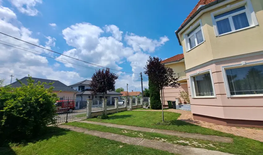 Prima Villa 2 Hajdszoboszl - Glamsoros szilveszteri ajnlat (min. 4 j)