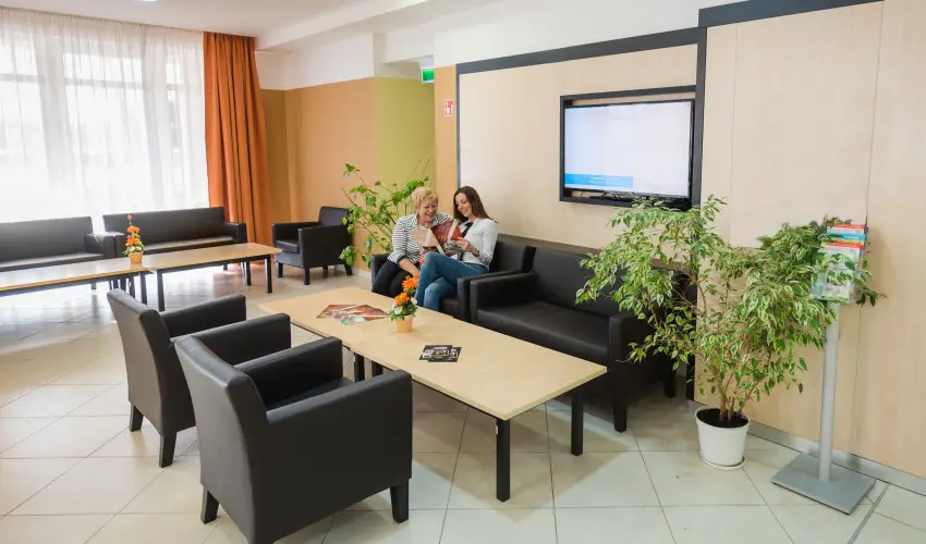 Harknyi Psoriasis Centrum Harkny - Szilveszteri pezsgs (min. 2 j)