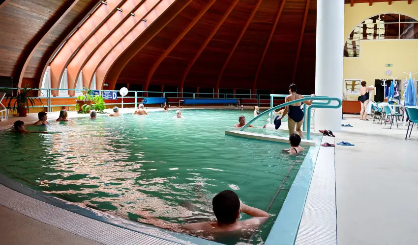 Harknyi Psoriasis Centrum Harkny - Szilveszteri pezsgs (min. 2 j)