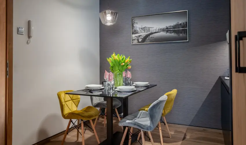 R31 Residence Srvr - Szilveszter (min. 2 j)