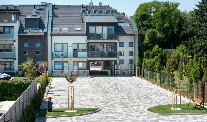 R31 Residence Srvr - Szilveszter (min. 2 j)