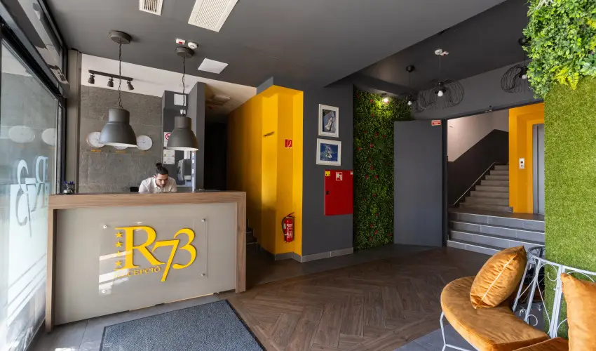 R73 Residences Pcs - Szilveszter (min. 3 j)