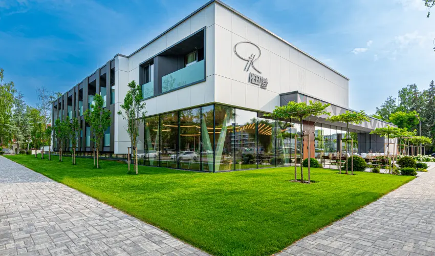 REED Luxury Hotel & Bistro Sifok - Szilveszter (min. 2 j)