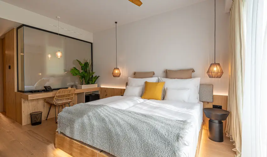 REED Luxury Hotel & Bistro Sifok - Szilveszter (min. 2 j)