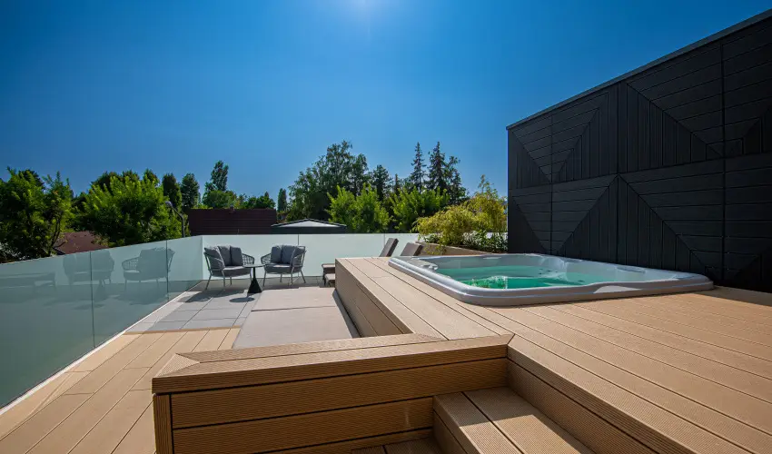 REED Luxury Hotel & Bistro Sifok - Szilveszter (min. 2 j)