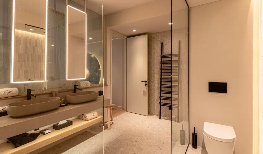 REED Luxury Hotel & Bistro Sifok - Szilveszter (min. 2 j)