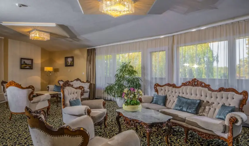 Residence Hotel Balaton Sifok - Szilveszter (min. 2 j)