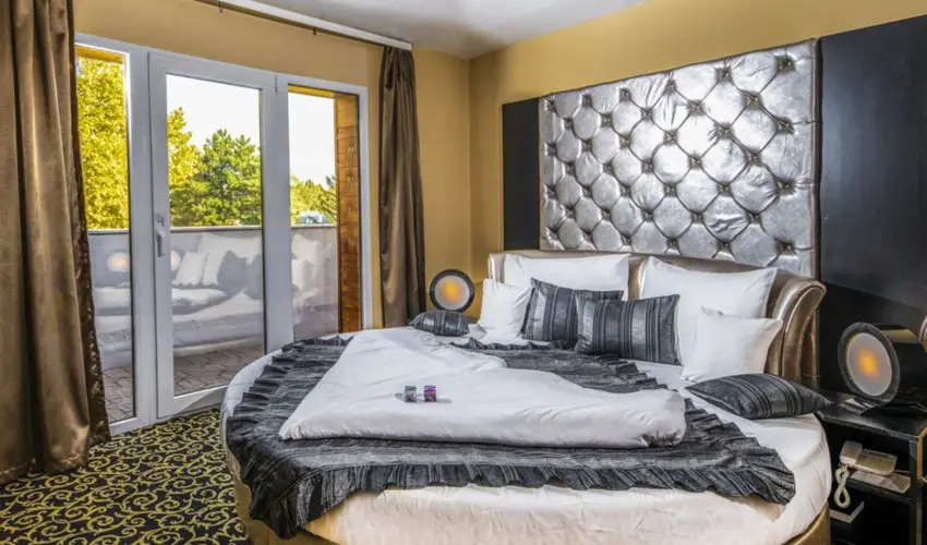 Residence Hotel Balaton Sifok - Szilveszter (min. 2 j)