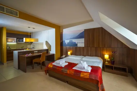 Royal Club Hotel - Szilveszter - teljes elrefizetssel (min. 3 j)