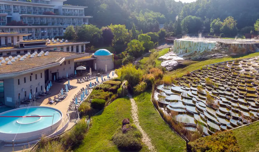 Hunguest Saliris Egerszal�k - Szilveszter (min. 3 �j)