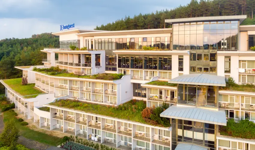 Hunguest Saliris Egerszal�k - Szilveszter (min. 3 �j)