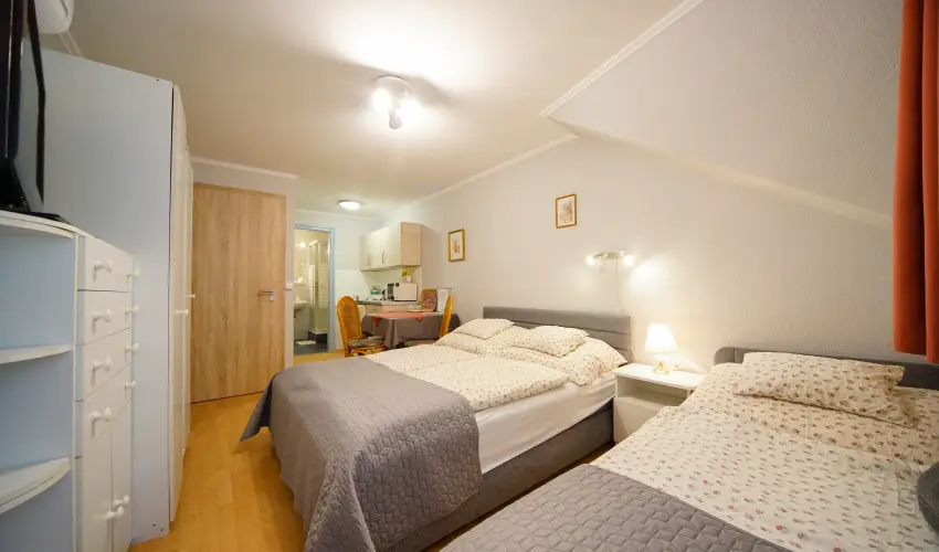 Siesta Vend�gh�z Eger - Szilveszter (min. 2 �j)
