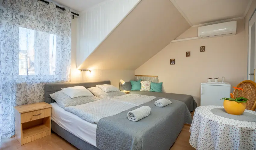 Siesta Vend�gh�z Eger - Szilveszter (min. 2 �j)