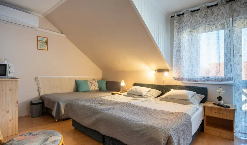 Siesta Vend�gh�z Eger - Szilveszter (min. 2 �j)