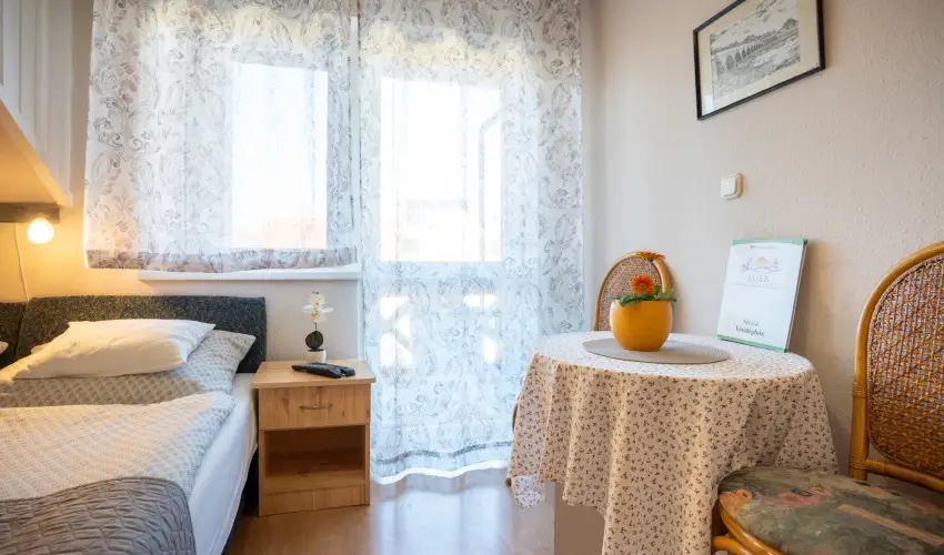 Siesta Vend�gh�z Eger - Szilveszter (min. 2 �j)