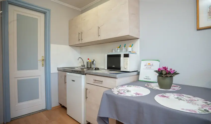 Siesta Vend�gh�z Eger - Szilveszter (min. 2 �j)