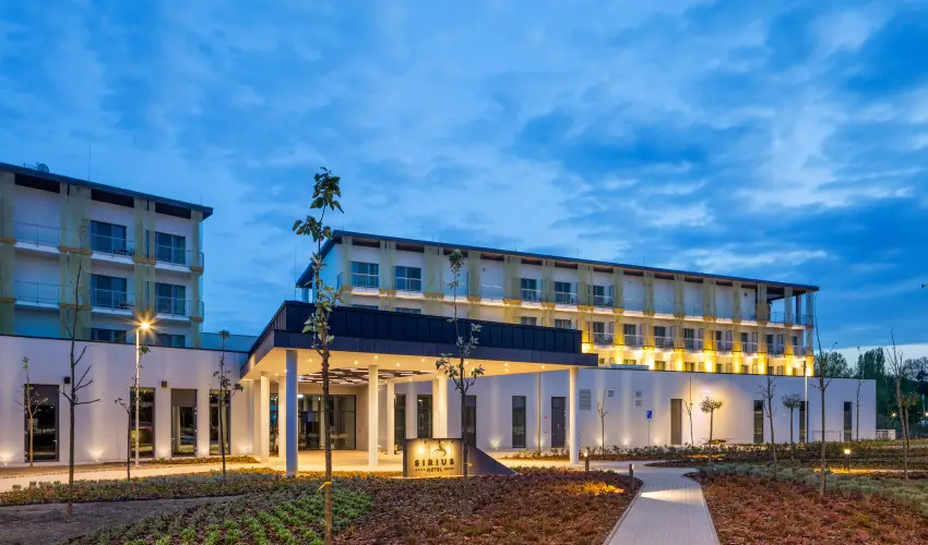 Sirius Hotel Keszthely - Szilveszter (min. 3 j)