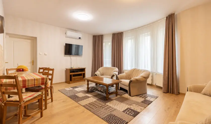 Skorpi Lak3 Hajdszoboszl - Szilveszter (min. 3 j)