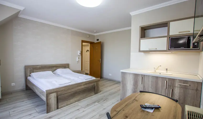 Skorpi Lak Hajdszoboszl - Szilveszter (min. 3 j)