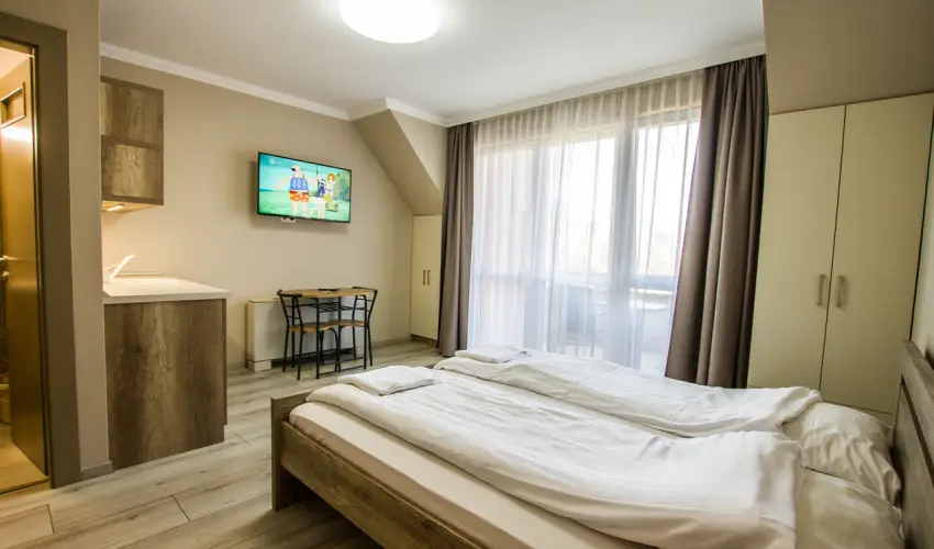 Skorpi Lak Hajdszoboszl - Szilveszter (min. 3 j)