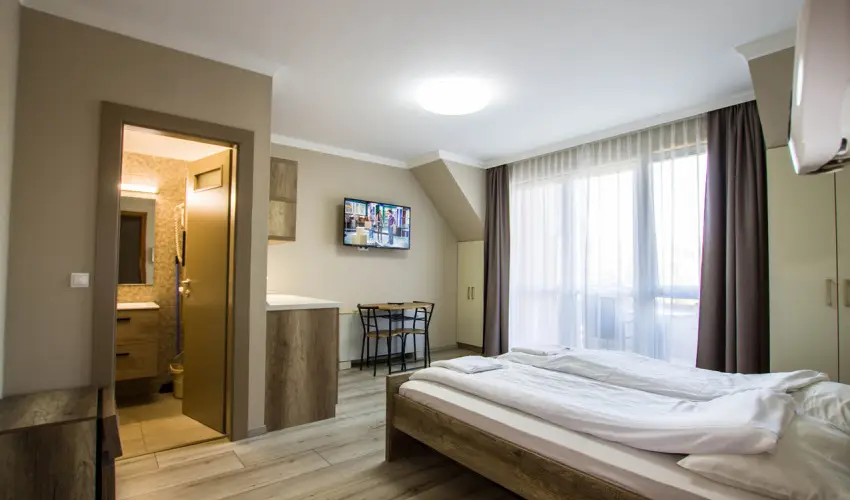 Skorpi Lak Hajdszoboszl - Szilveszter (min. 3 j)