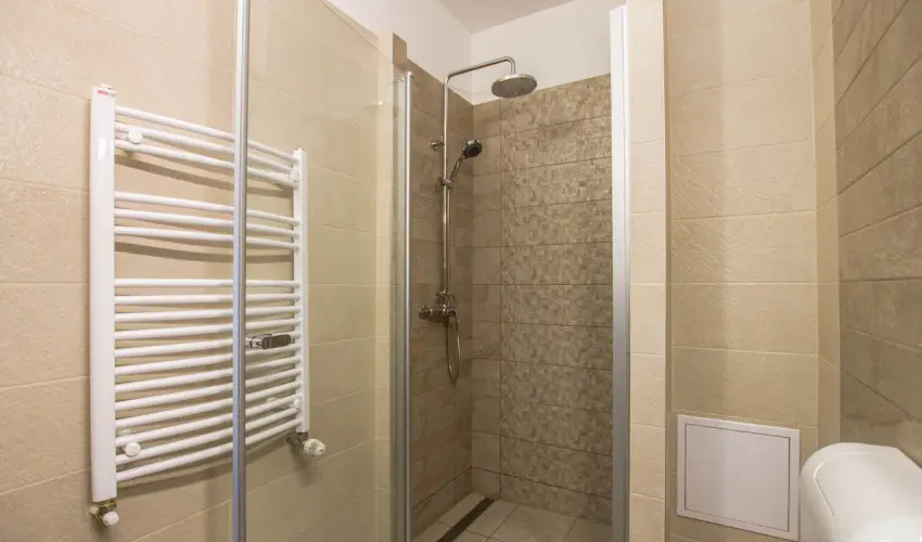 Skorpi Lak Hajdszoboszl - Szilveszter (min. 3 j)