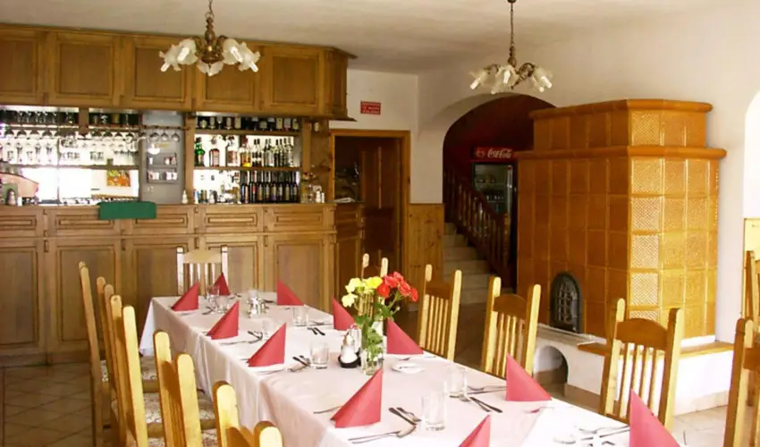 Sokor Fogad Sokorptka - Szilveszter