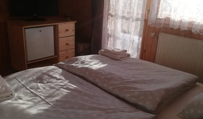 Sokor Fogad Sokorptka - Szilveszter