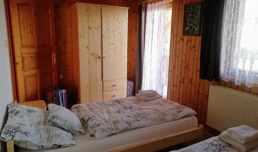 Sokor Fogad Sokorptka - Szilveszter